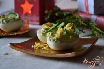 фото рецепта Яйца фаршированные мясом крабов