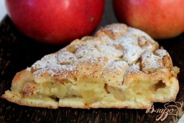 фото рецепта Шарлотка с яблоком и корицей