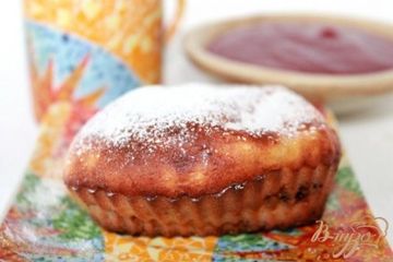 фото рецепта Творожные кексы с изюмом и яблоком
