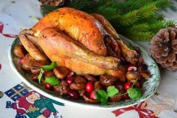 фото рецепта Курица фаршированная айвой и копченой ветчиной