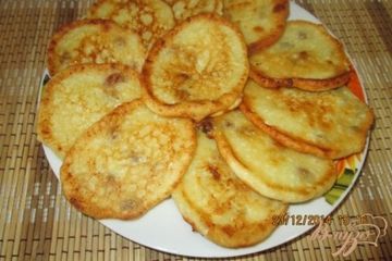 фото рецепта Сырники с изюмом