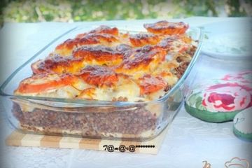 фото рецепта Гречка с рыбой под сметаной и сыром