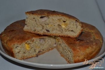 фото рецепта Пирог из цельнозерновой муки с рыбой и сыром