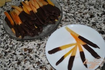 фото рецепта Конфеты из апельсиновых корочек с шоколадом
