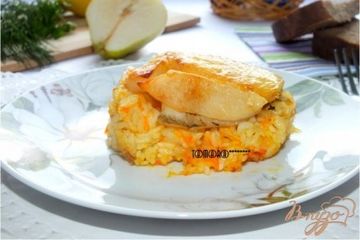 фото рецепта Тилапия с винными грушами на рисовой подушке