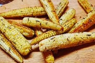 фото рецепта Початки кукурузы запеченые с ароматными травами