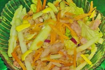 фото рецепта Салат из кольраби Цветной