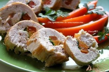фото рецепта Рулет из курицы со сладким перцем