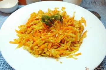 фото рецепта Салат из корня сельдерея с яблоком и морковью