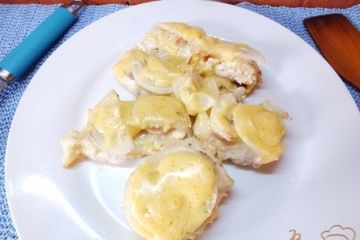 фото рецепта Курица запеченная с бананом и сыром