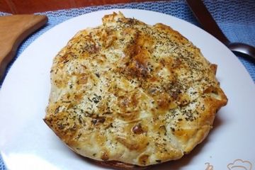 фото рецепта Пирог с отварной говядиной и луком