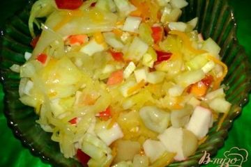 фото рецепта Салат с кальмаром и крабовыми палочками