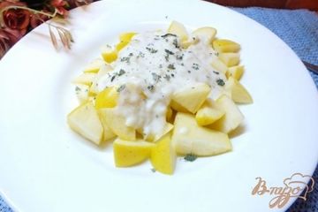фото рецепта Салат из яблок с мятой под сметано-банановым соусом