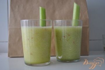 фото рецепта Смузи с яблоком и ананасом