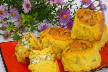 фото рецепта Пампушки с тыквой, чесноком и зеленью