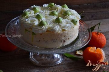 фото рецепта Торт с мандариновым кремом и меренгой