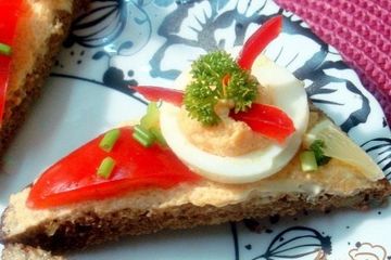 фото рецепта Бутерброды с икрой мойвы