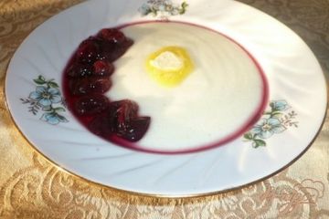 фото рецепта Манная кашка с вареньем