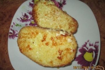 фото рецепта Гренки с яйцом и плавленым сыром