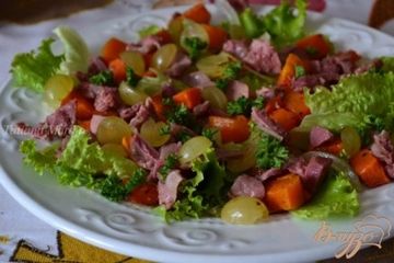 фото рецепта Салат с печеной тыквой и утиными желудочками конфи