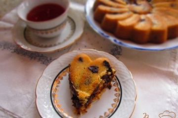 фото рецепта Манный пирог с кусочками шоколада