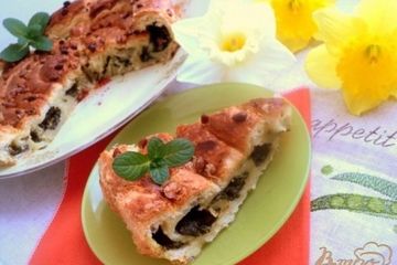 фото рецепта Пирог с начинкой из щавеля