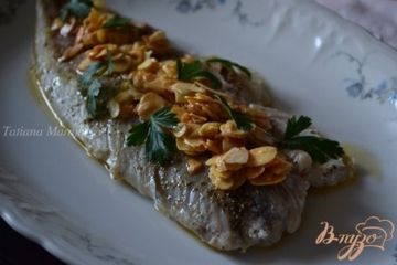 фото рецепта Рыба со сливочным маслом с миндалем