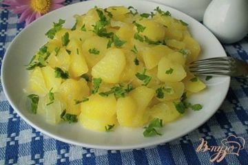 фото рецепта Картофель жаренный с луком в мультиварке