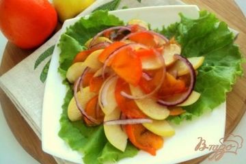 фото рецепта Салат с хурмой и яблоками