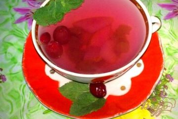 фото рецепта Компот из груш с виноградом и клюквой