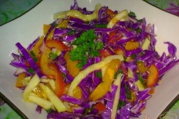фото рецепта Салат из капусты с кабачком