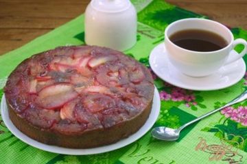 фото рецепта Шоколадный манник с яблоком и карамелью