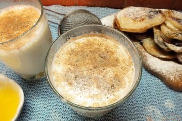 фото рецепта Горячий  медово-банановый коктейль