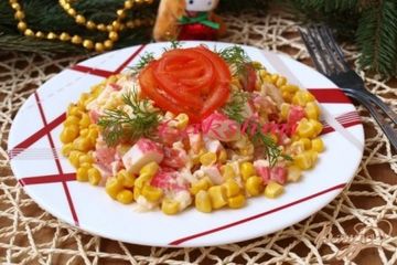 фото рецепта Салат с крабовыми палочками и помидорами