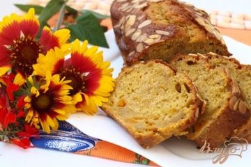 фото рецепта Тыквенный кекс с ликёром и миндалём