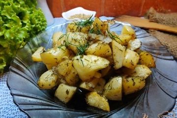 фото рецепта Печенный картофель с салом и орегано