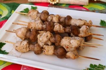 фото рецепта Шашлык из курицы с шампиньонами на шпажках