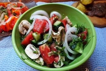 фото рецепта Салат со свежими шампиньонами