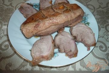 фото рецепта Утиная грудка запеченная в соевом соусе с медом и чесноком