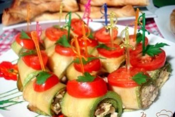 фото рецепта Кабачковые рулетики фаршированные мясом и грибами