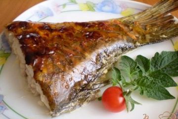 фото рецепта Карп запеченный в сметане и специях
