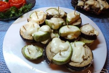 фото рецепта Картофель запеченный с овощами по майонезом