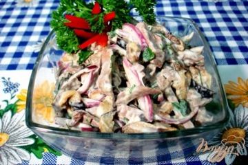 фото рецепта Салат из сердца с баклажанами и грибами
