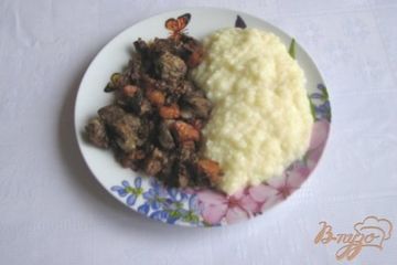 фото рецепта Куриная печенка тушеная  с овощами