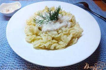 фото рецепта Макароны под сливочно-чесночно-ореховым соусом