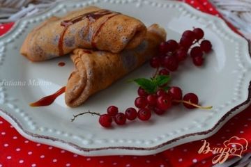 фото рецепта Овсяные блинчики со смородиновым сиропом