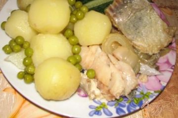 фото рецепта Минтай с луком и соевым соусом