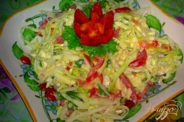 фото рецепта Салат с капустой и сыром