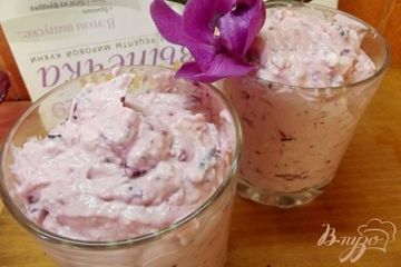 фото рецепта Творожный мусс из смородины