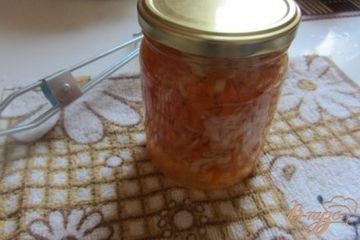 фото рецепта Яблоки с морковкой и хреном